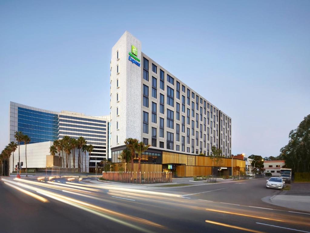 Holiday Inn Express Sydney Airport