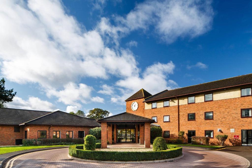 Delta Hotels by Marriott Milton Keynes