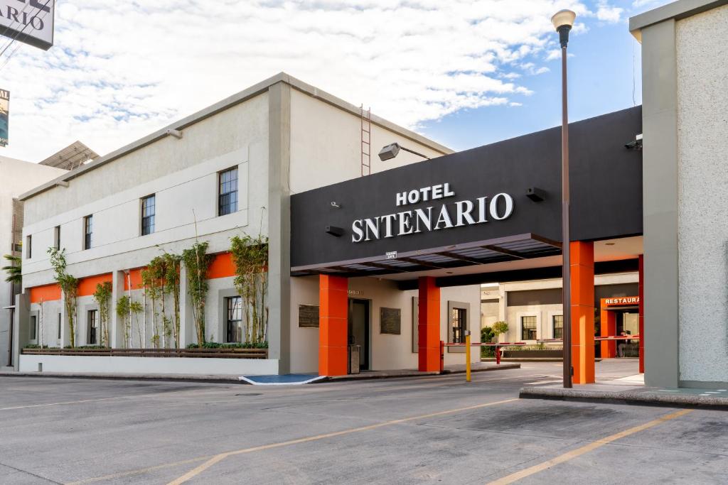 Hotel Sntenario