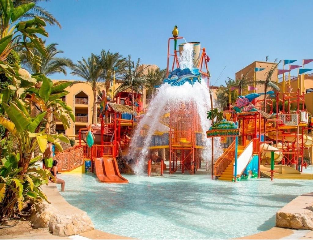 Grand Waterworld Makadi Family Star - Couples and Families Only