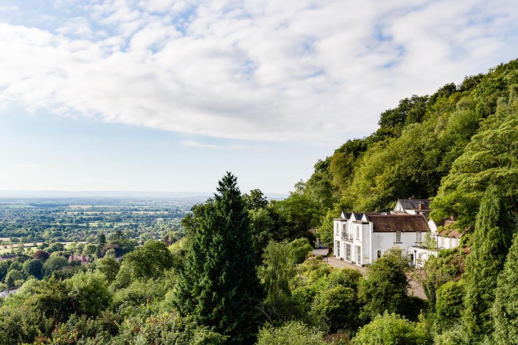 Cottage In The Wood (Great Malvern) 