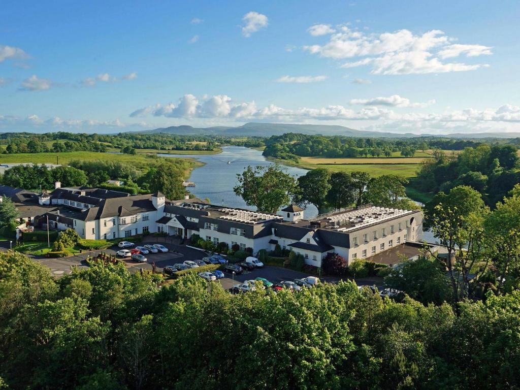 Killyhevlin Lakeside Hotel & Lodges (Enniskillen) 