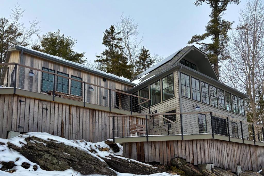 Cottage on the Coast