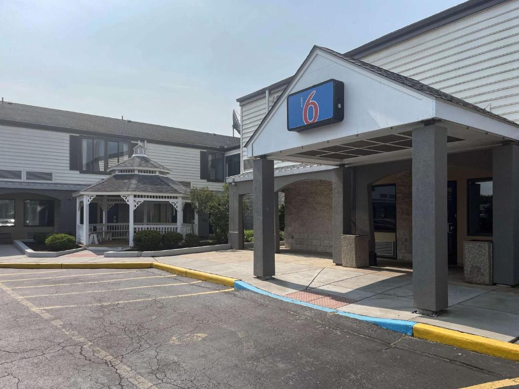 Motel 6-Newark, DE