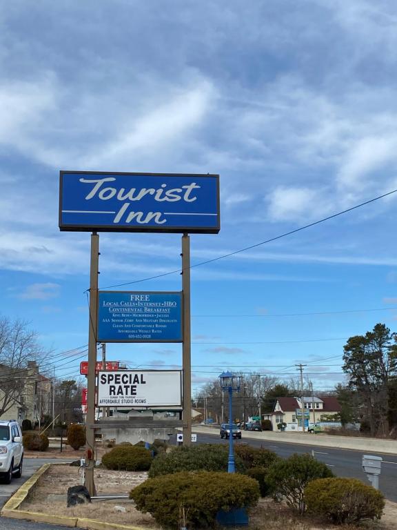 Tourist Inn