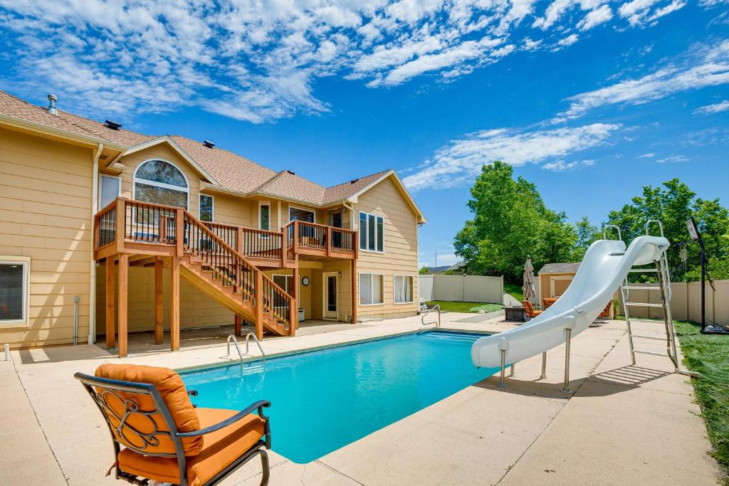 Junction City Home with Hot Tub - Near Milford Lake!